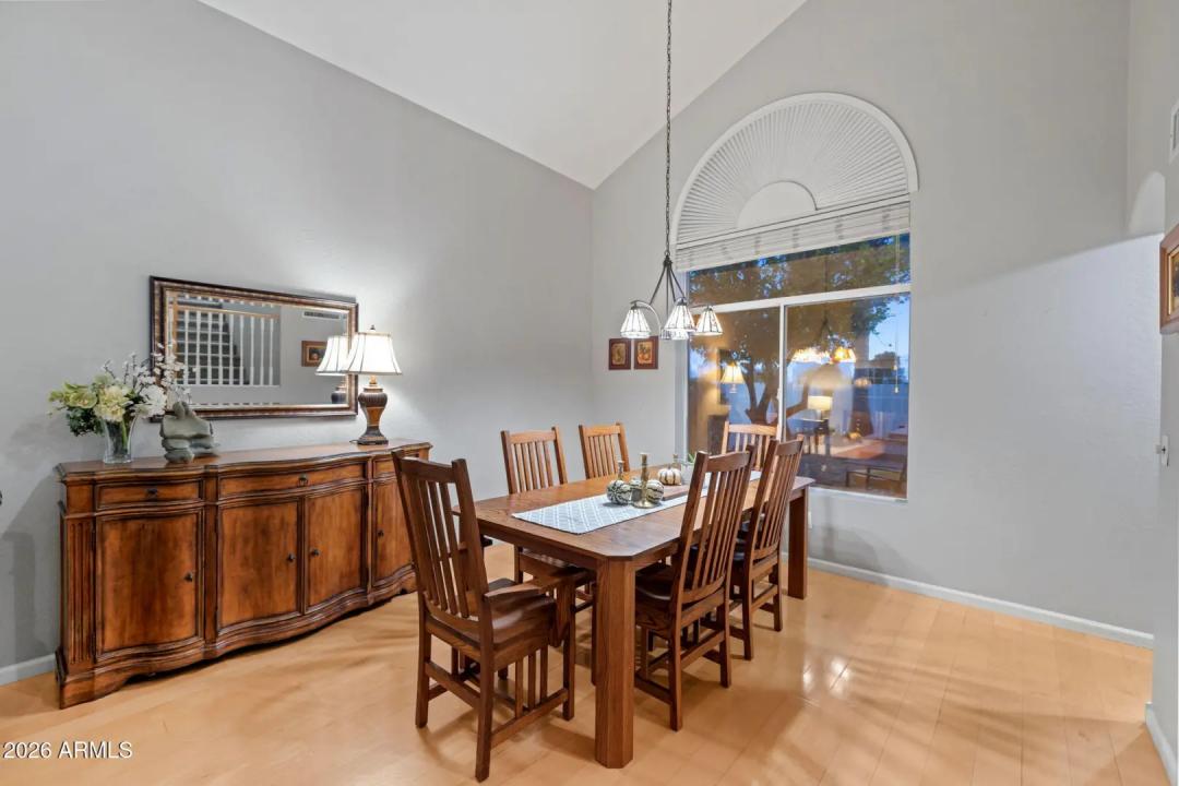 Real Estate Picture 22