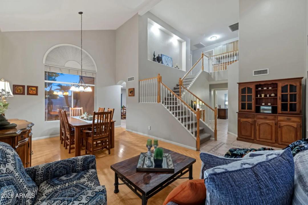 Real Estate Picture 25