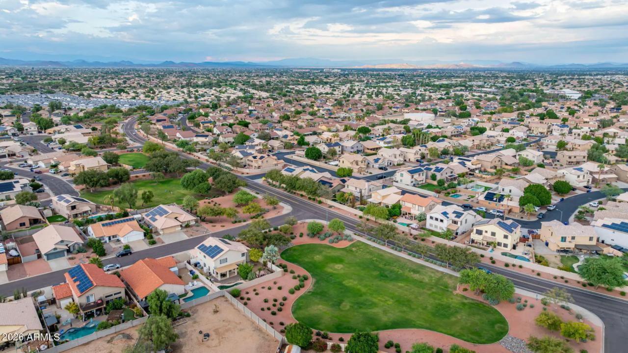 Real Estate Picture 45