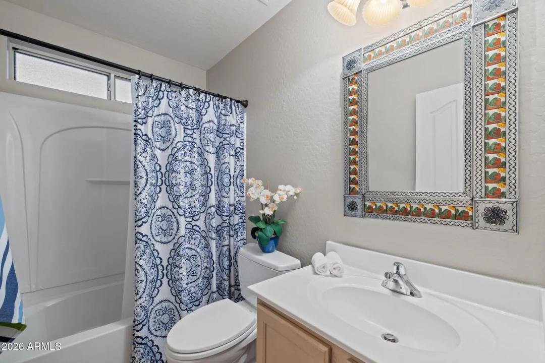 Real Estate Picture 10
