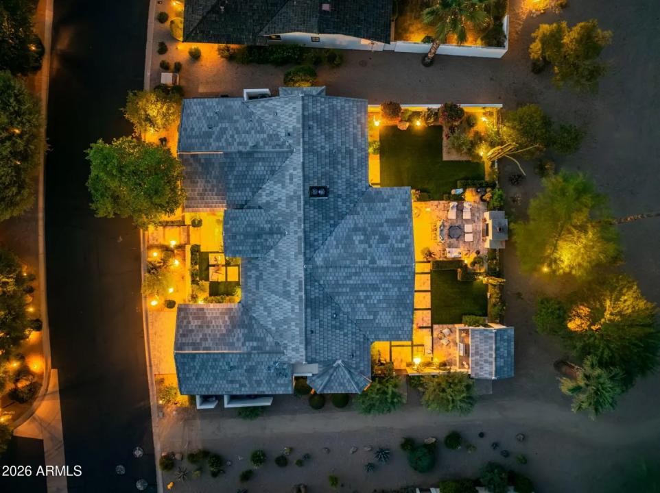 Real Estate Picture 33