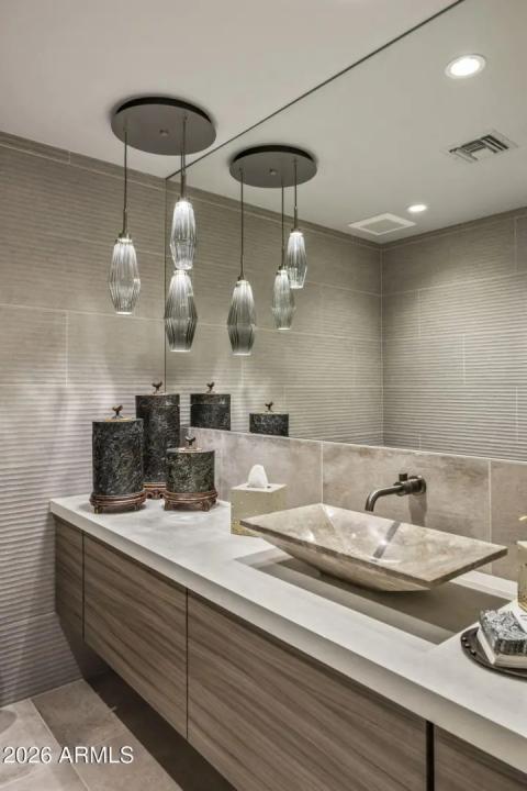 Real Estate Picture 26