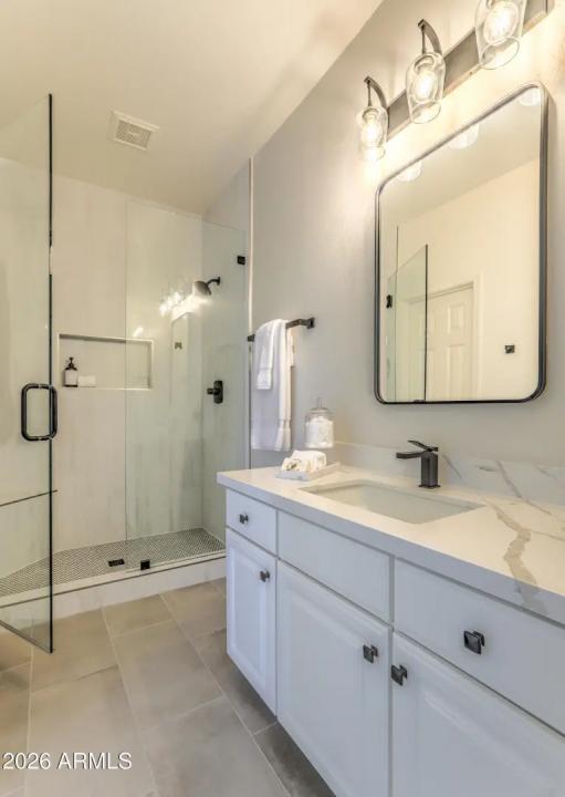 Real Estate Picture 24