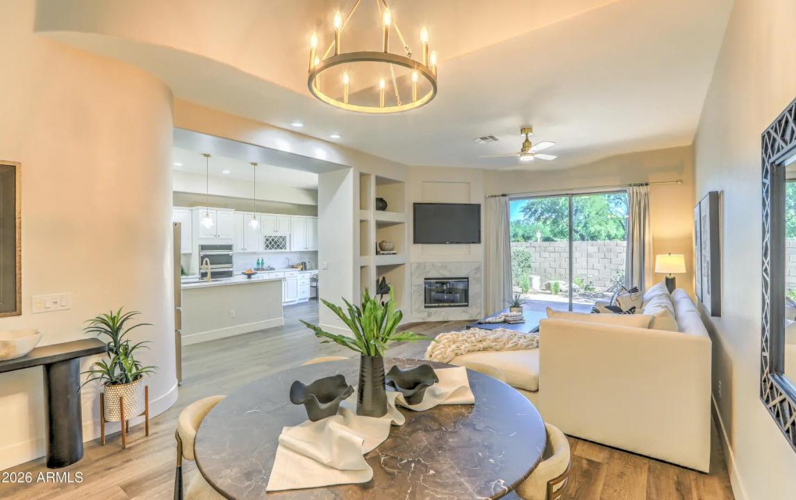 Real Estate Picture 8