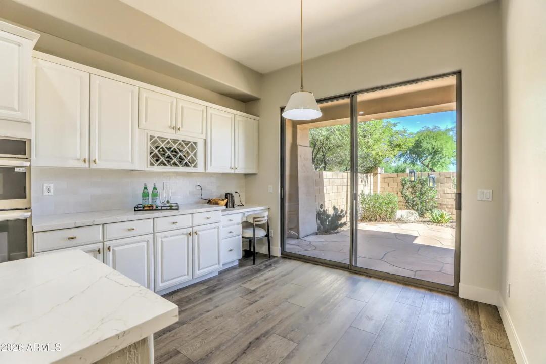 Real Estate Picture 13
