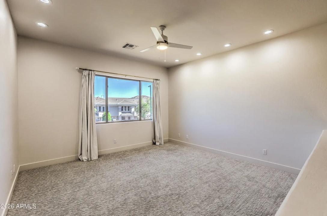 Real Estate Picture 31