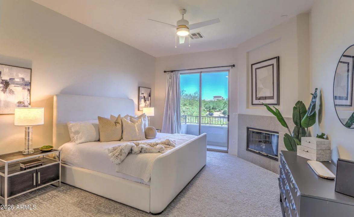 Real Estate Picture 17