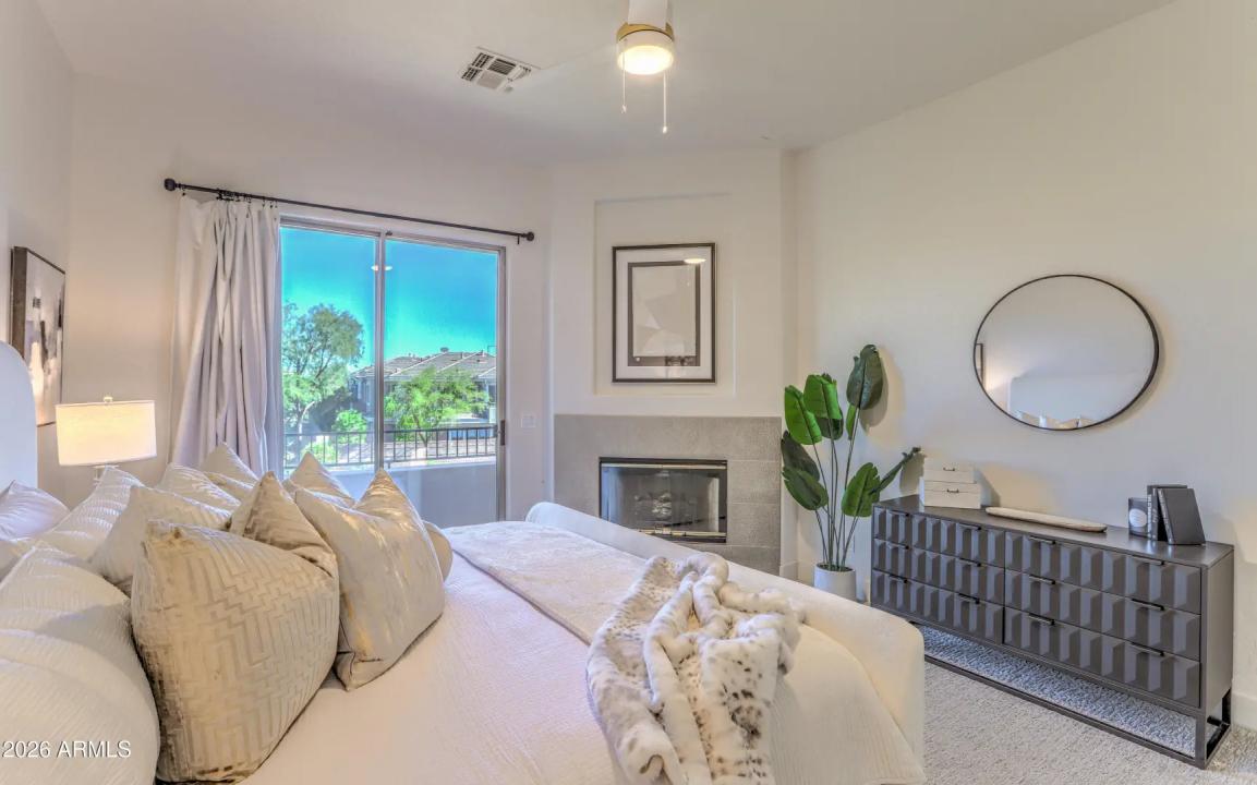 Real Estate Picture 18