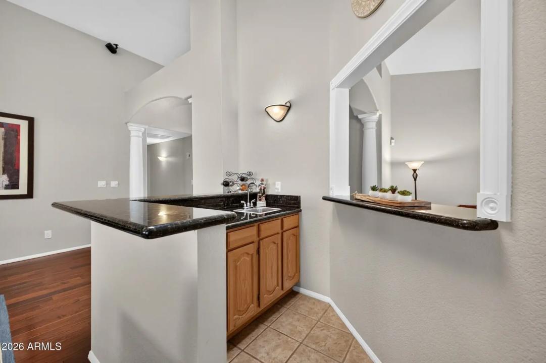Real Estate Picture 10