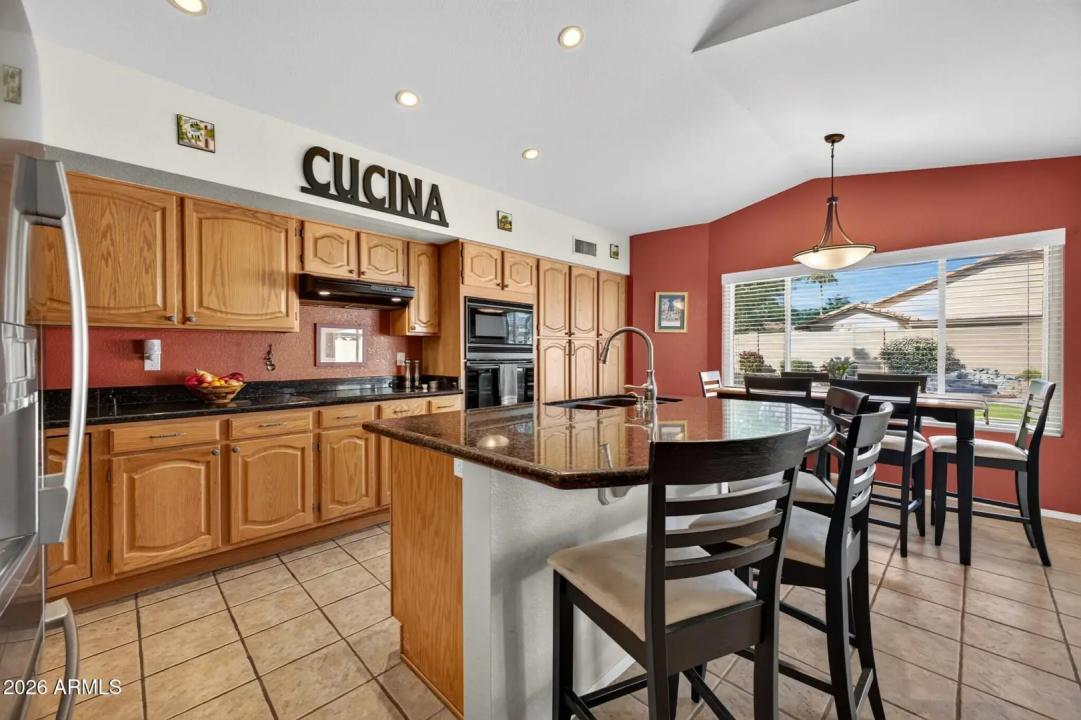 Real Estate Picture 13