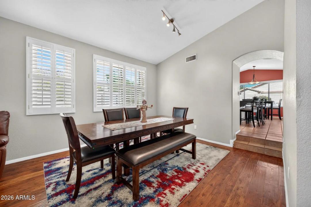 Real Estate Picture 19