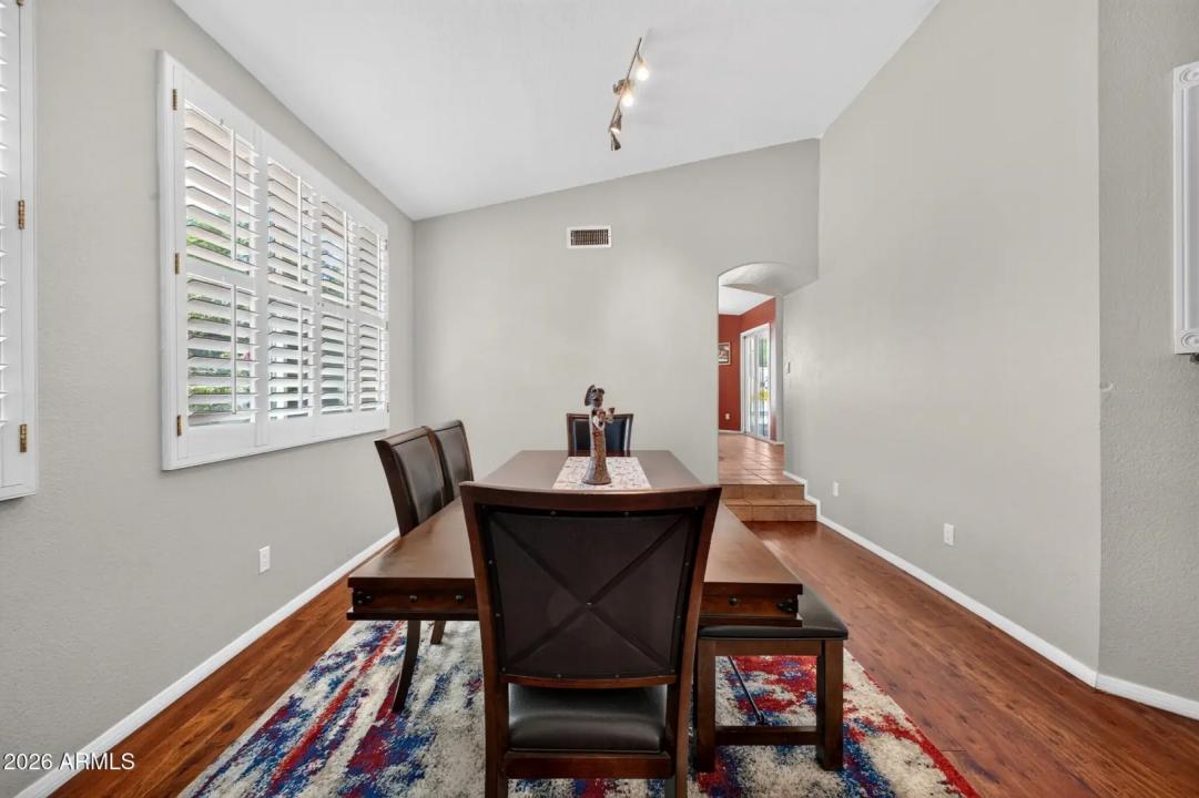 Real Estate Picture 20