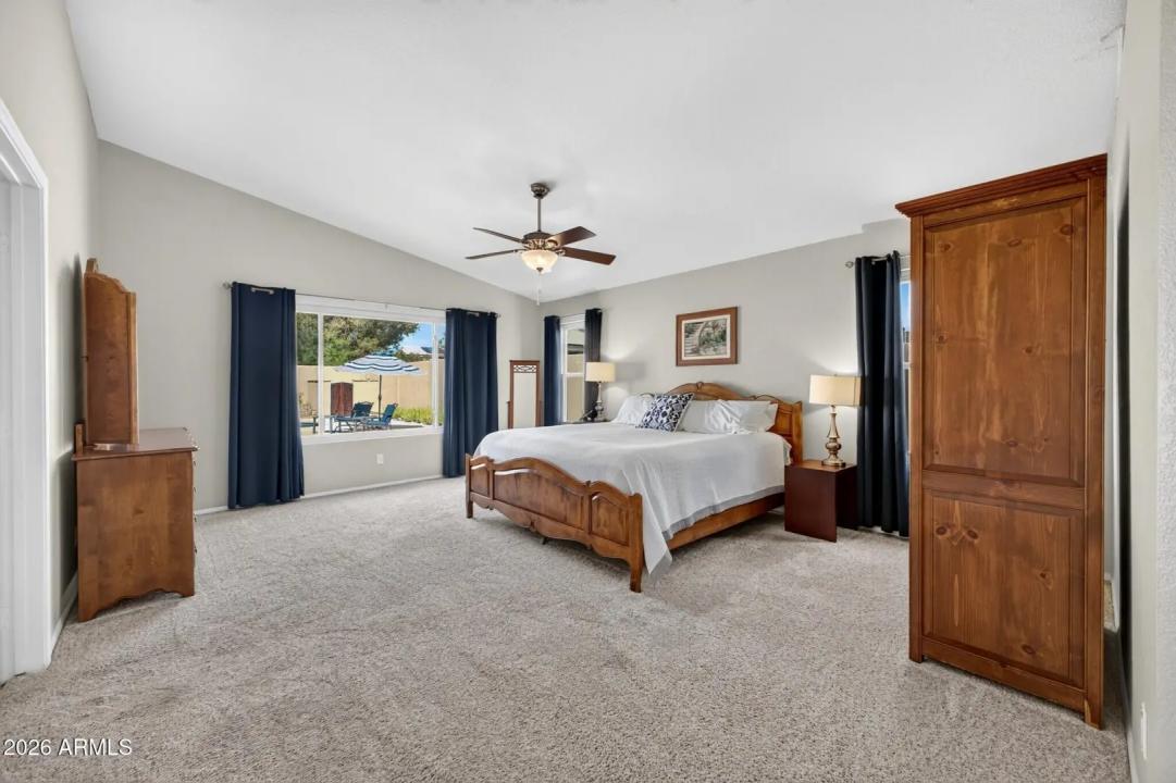 Real Estate Picture 21