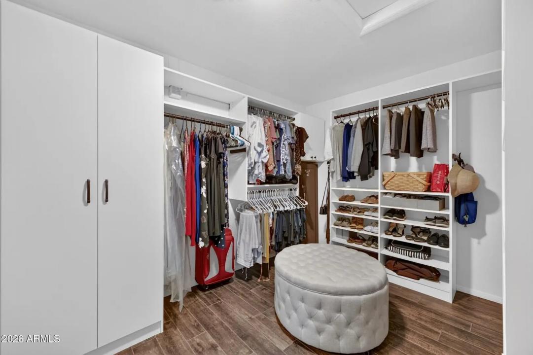 Real Estate Picture 27