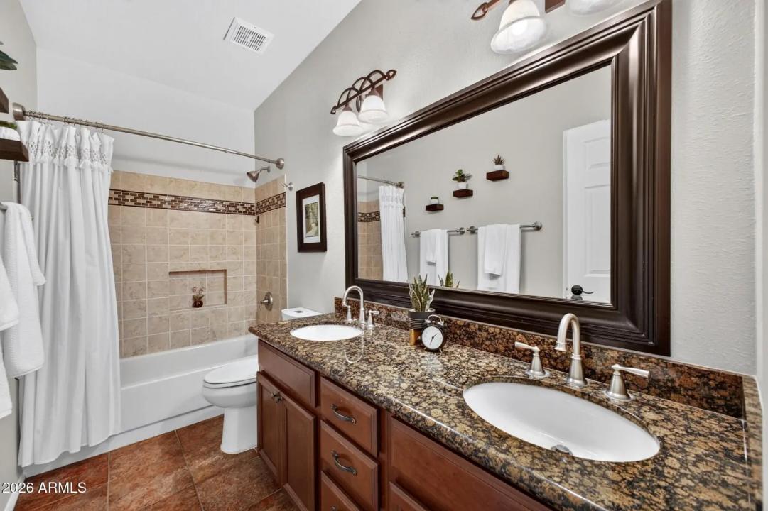Real Estate Picture 31