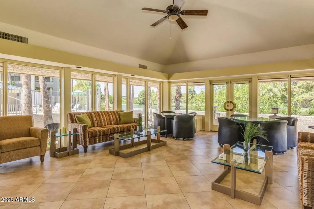 Real Estate Picture 18