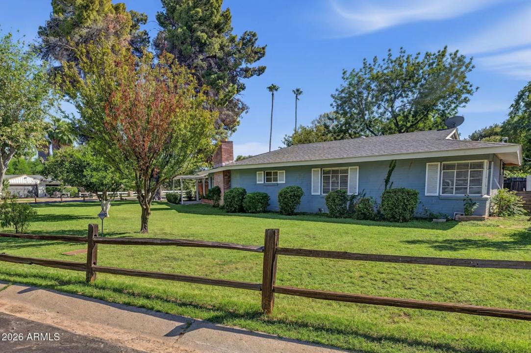 Real Estate Picture 5