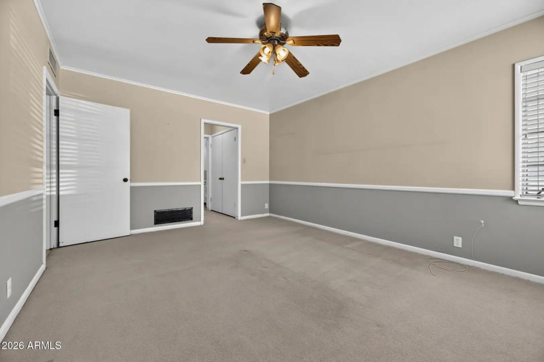 Real Estate Picture 18