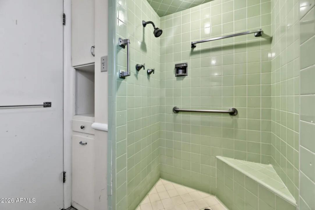 Real Estate Picture 20