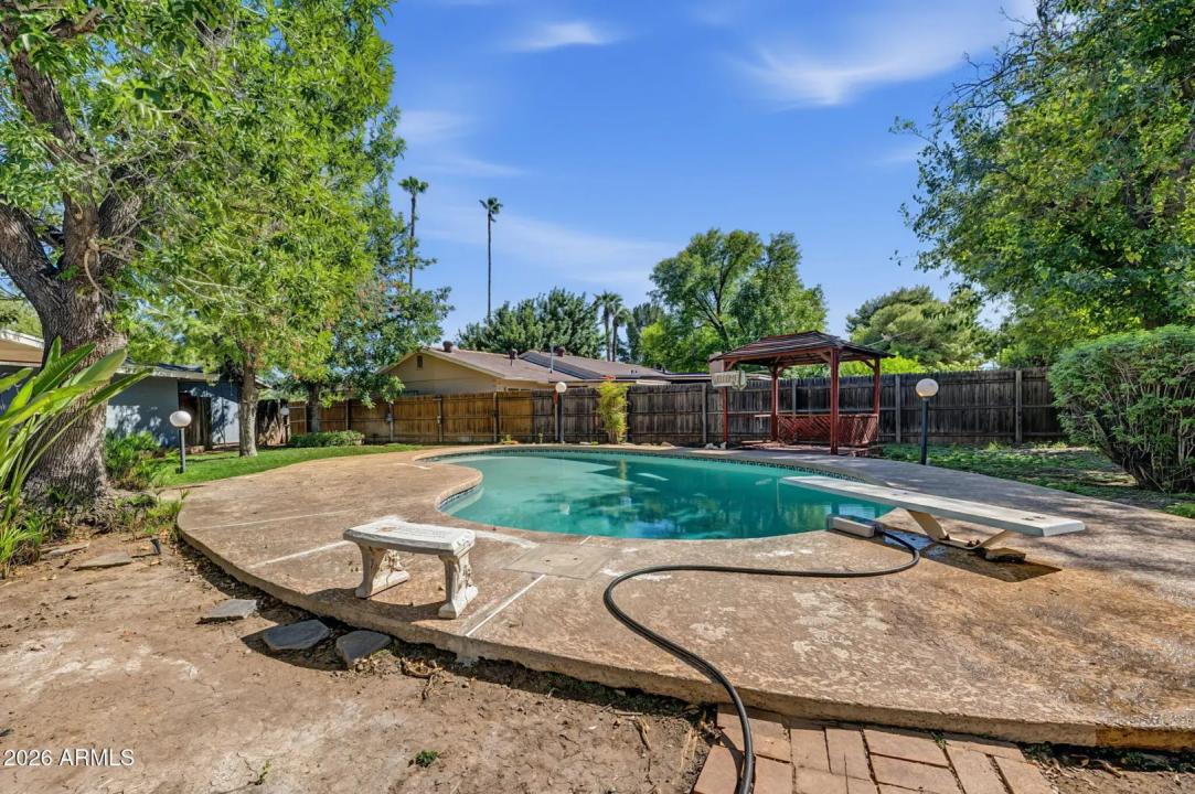 Real Estate Picture 29