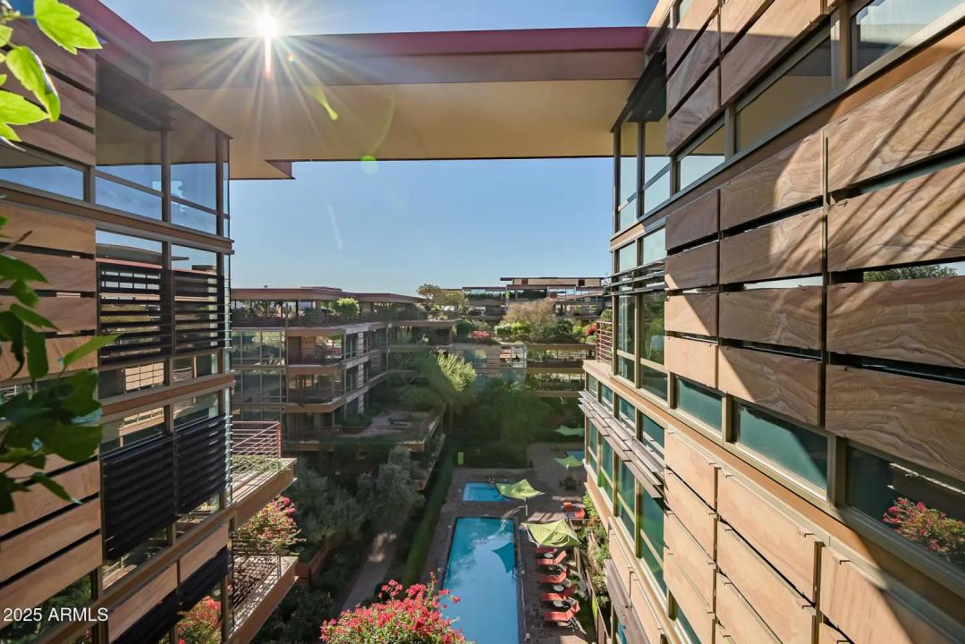 Real Estate Picture 6