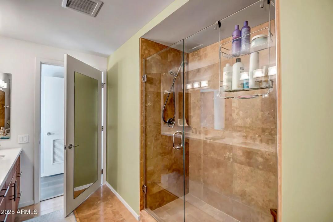 Real Estate Picture 26