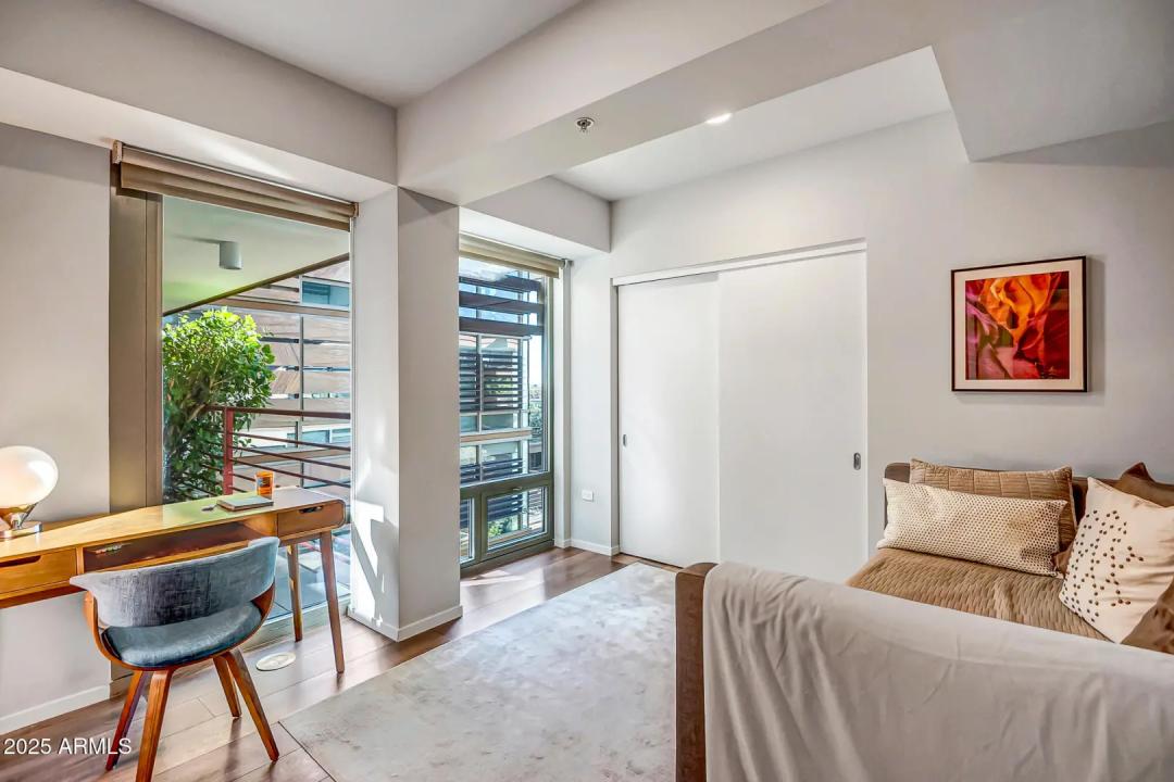 Real Estate Picture 28
