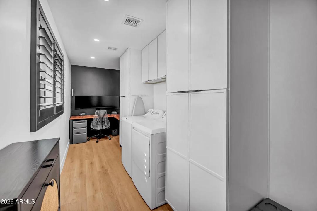 Real Estate Picture 18