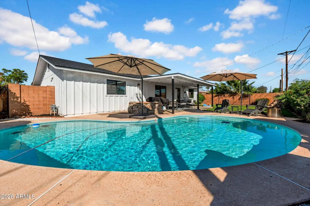 Real Estate Picture 20