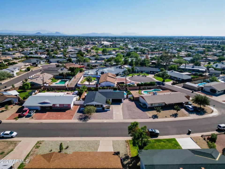 Real Estate Picture 26