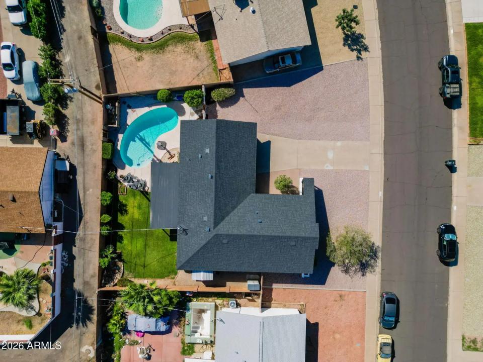 Real Estate Picture 28