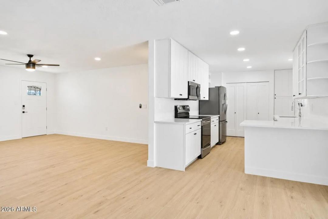 Real Estate Picture 2