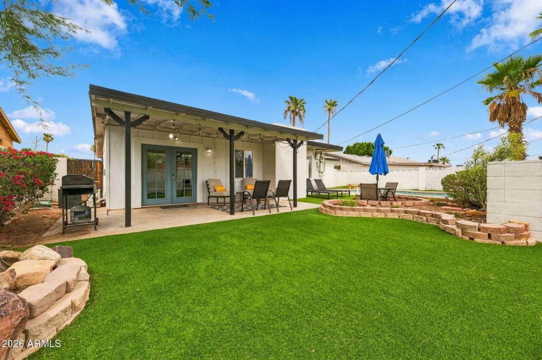 Real Estate Picture 15