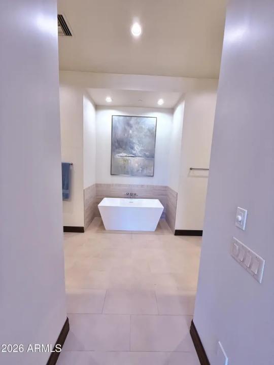 Real Estate Picture 22