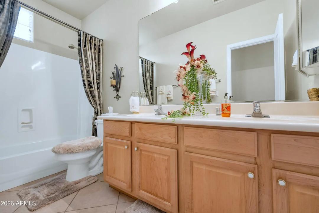 Real Estate Picture 20