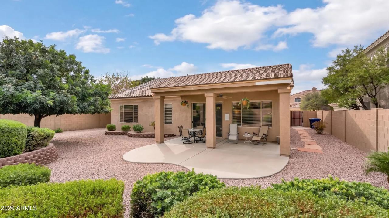 Real Estate Picture 24