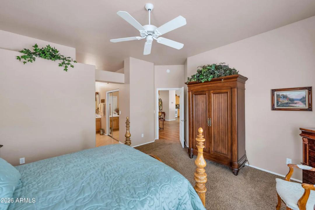 Real Estate Picture 15