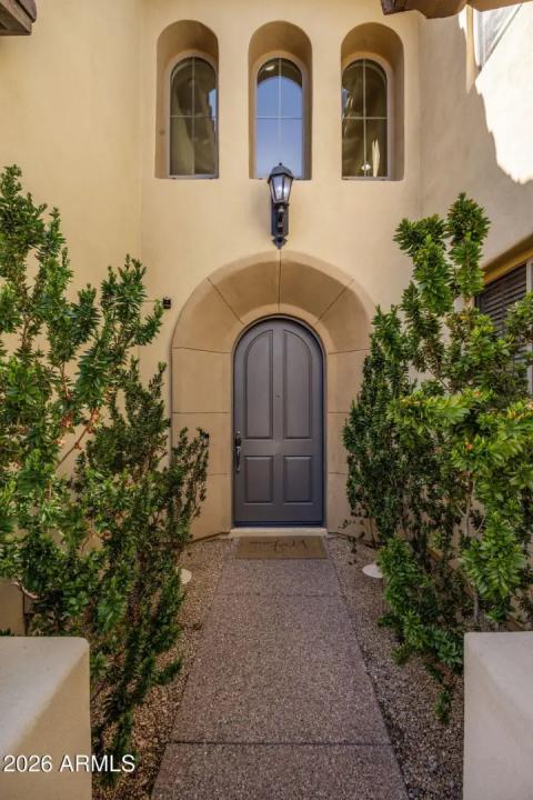 Real Estate Picture 6
