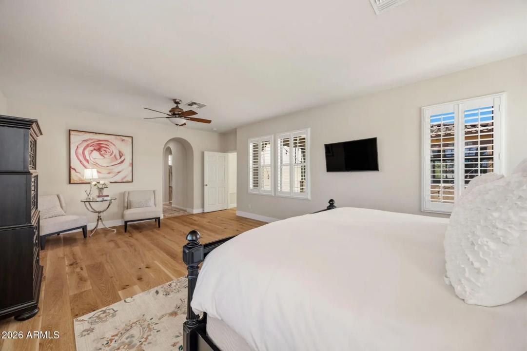 Real Estate Picture 28
