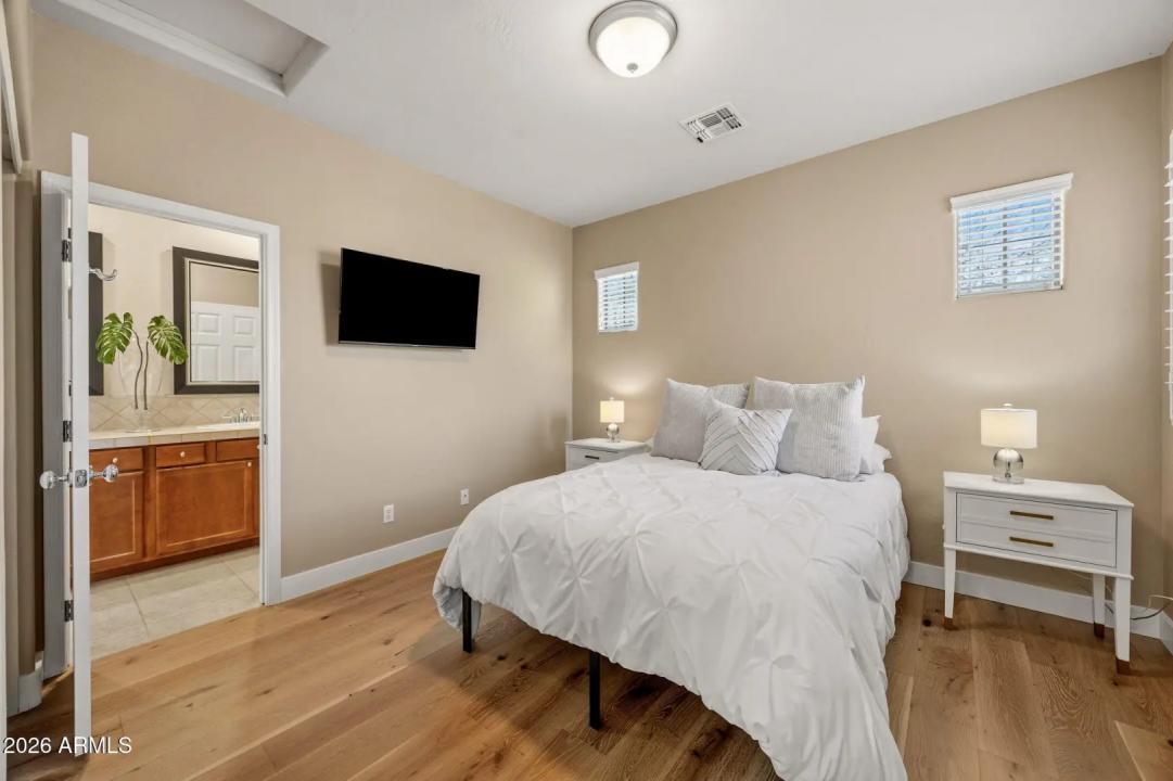 Real Estate Picture 31