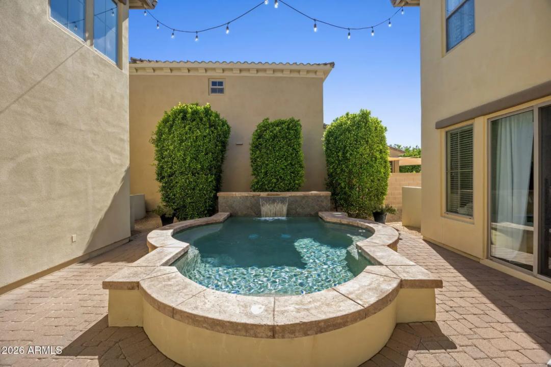Real Estate Picture 35