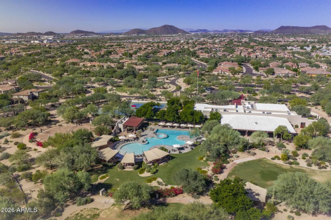Real Estate Picture 43