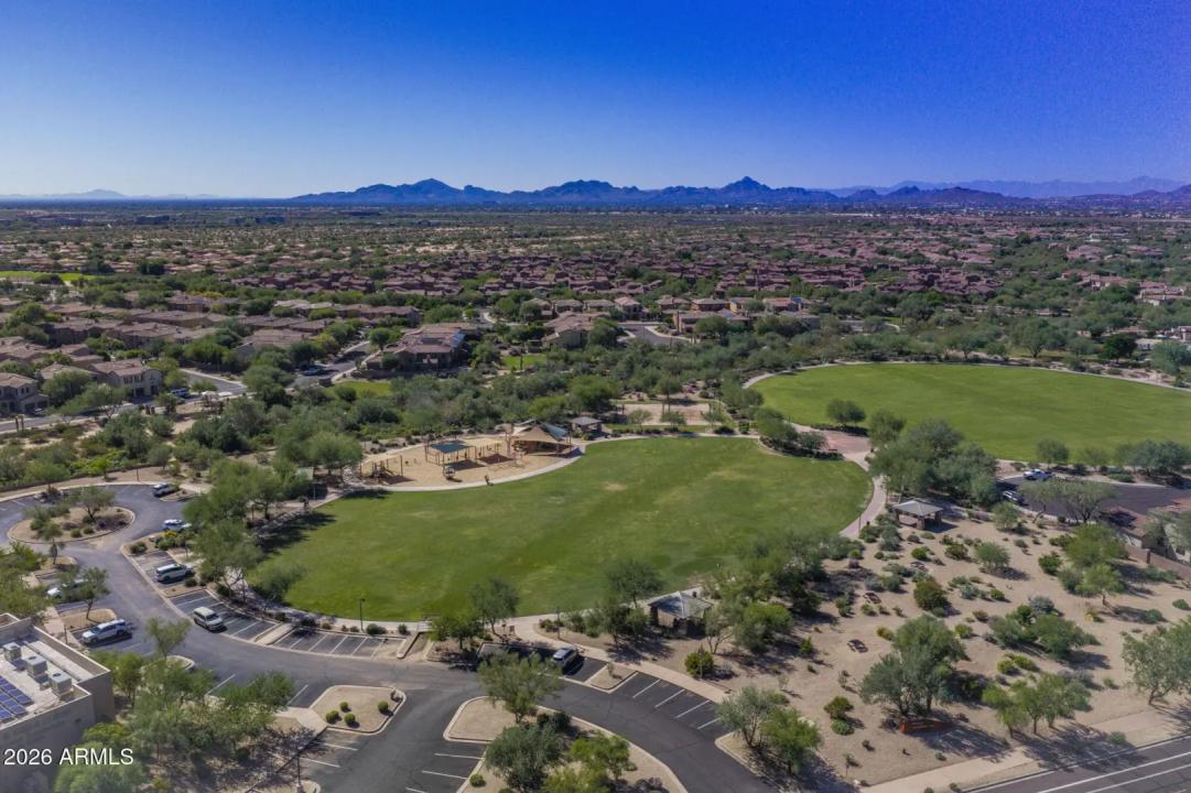 Real Estate Picture 42