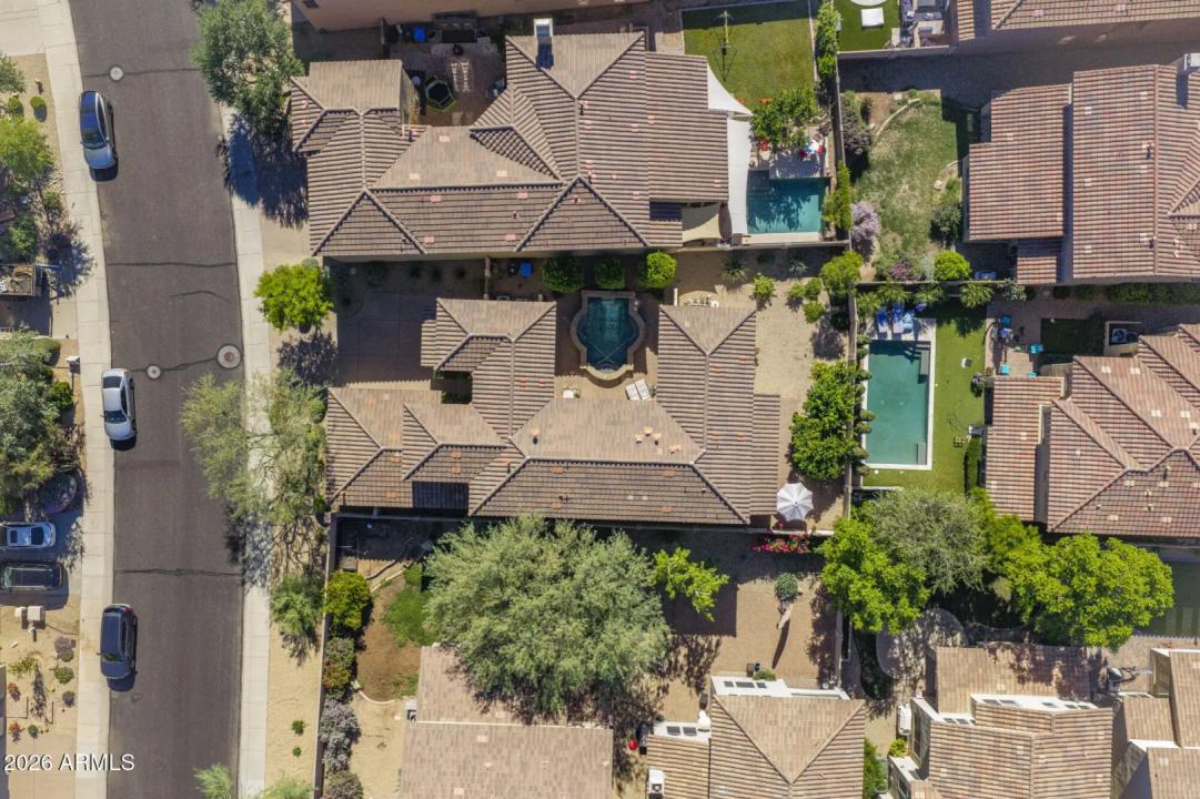 Real Estate Picture 37