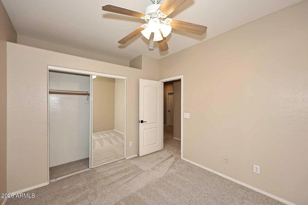 Real Estate Picture 34