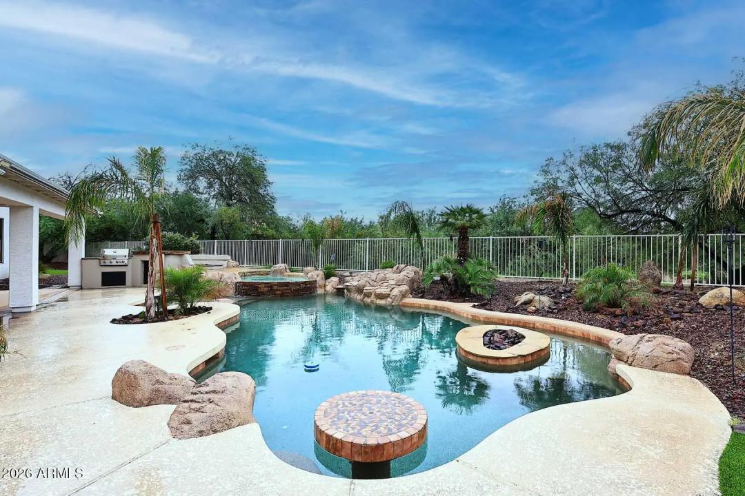 Real Estate Picture 39