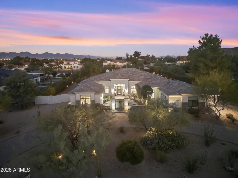 10425 N 37th Street Phoenix AZ 85028