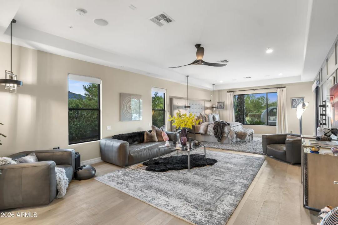 Real Estate Picture 21