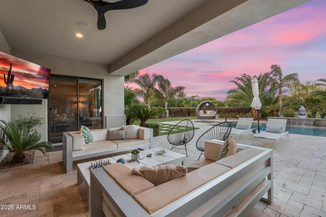 Real Estate Picture 30