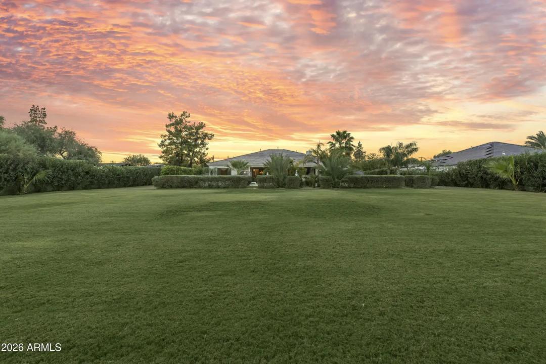 Real Estate Picture 38
